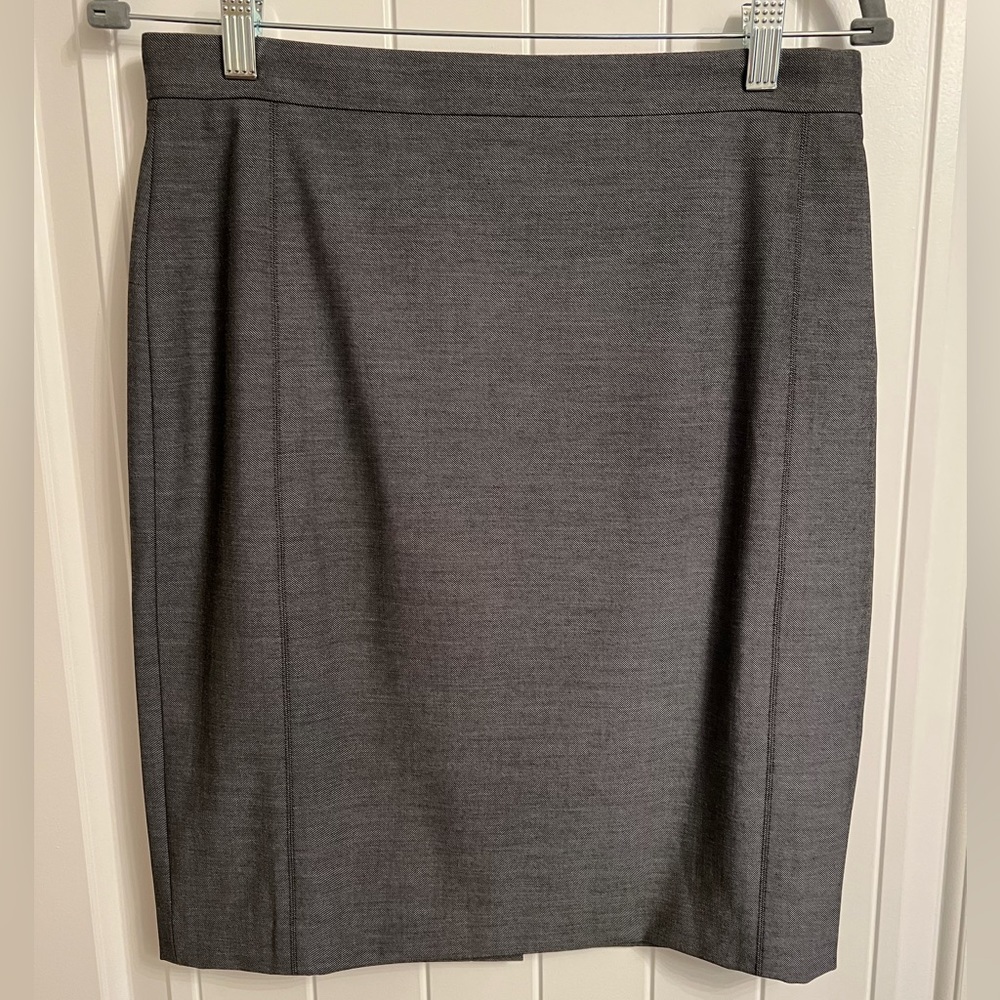 Ann Taylor, seemed pencil skirt in bi-stretch. Suit piece